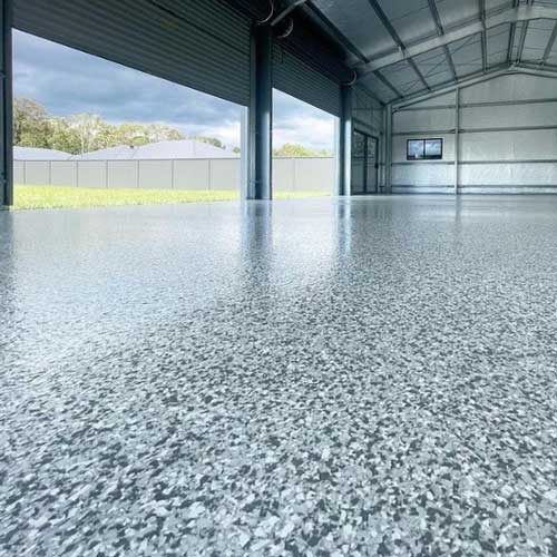  Using advanced epoxy resins and metallic pigments, we create countertops that resemble marble, quartz, or abstract artistic finishes 
